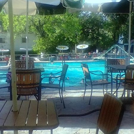 Hotel Balneario Tzindejeh Tasquillo Luaran gambar