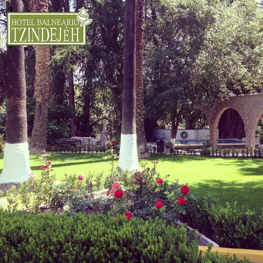 Hotel Balneario Tzindejeh Tasquillo Luaran gambar