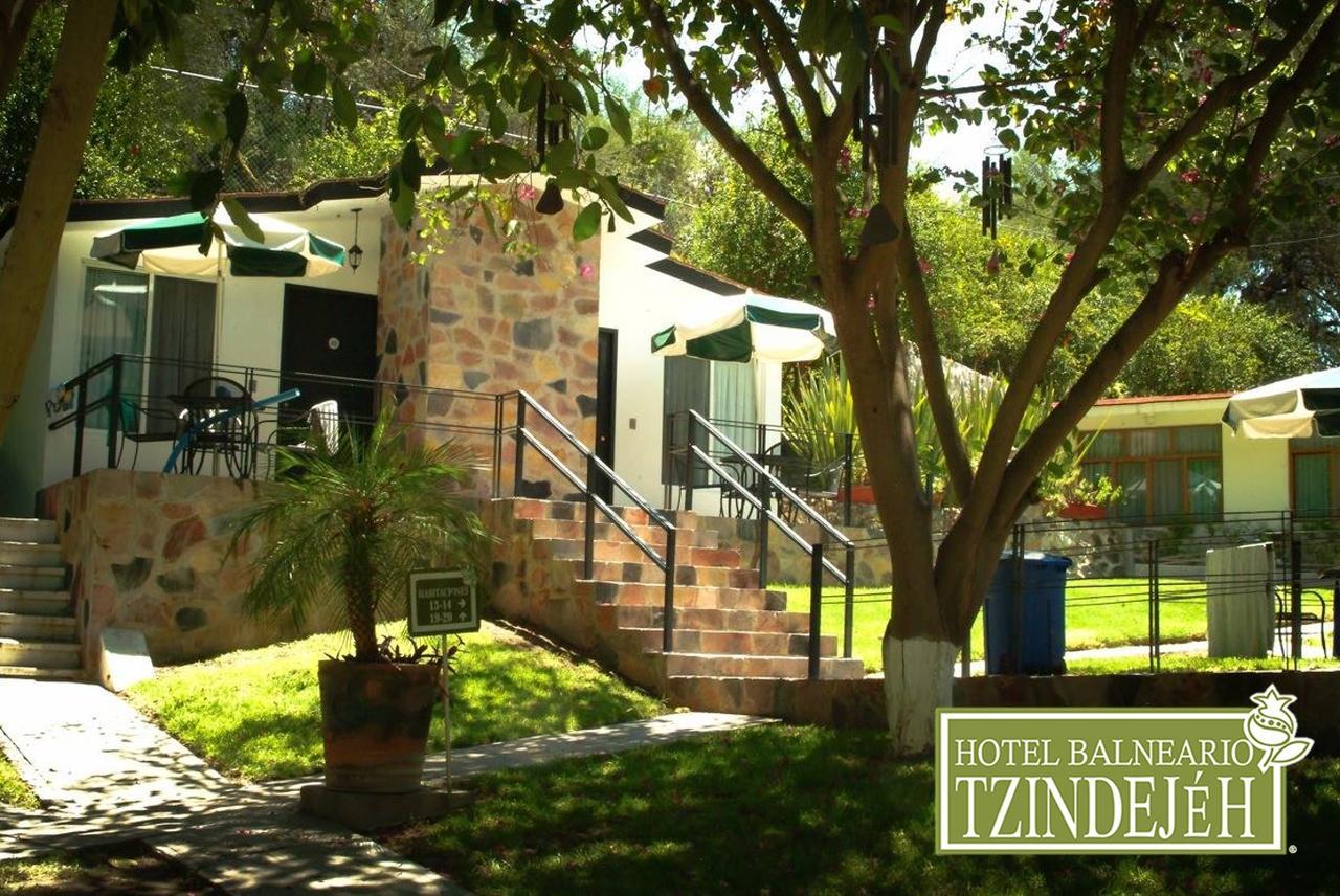 Hotel Balneario Tzindejeh Tasquillo Luaran gambar