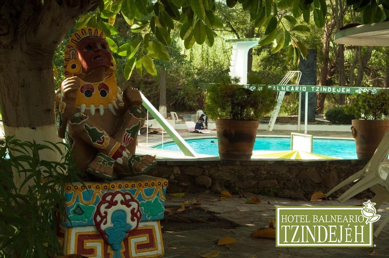 Hotel Balneario Tzindejeh Tasquillo Luaran gambar